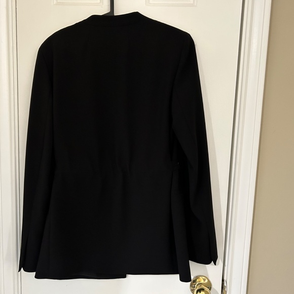 Theory Jacket in Crepe - Picture 6 of 7